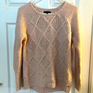 American Eagle Women’s Sweater